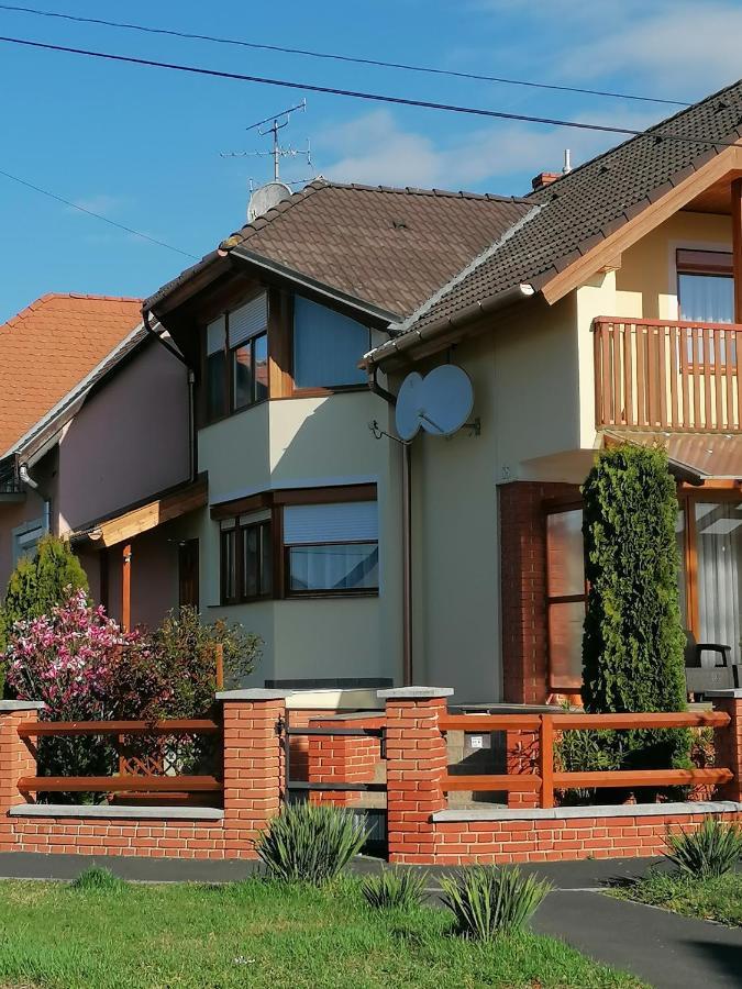Marina-Bük Apartmanház Dış mekan fotoğraf