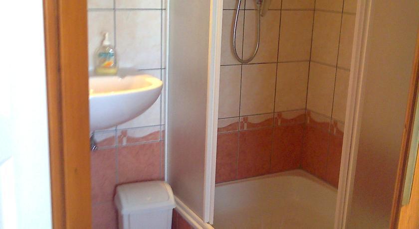 Marina-Bük Apartmanház Oda fotoğraf
