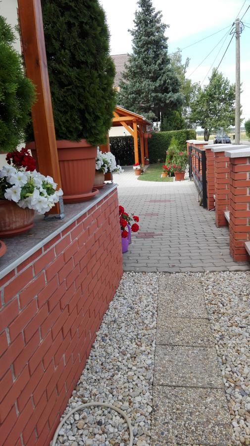 Marina-Bük Apartmanház Dış mekan fotoğraf